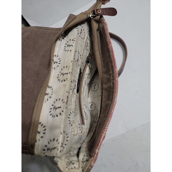 Myra Bag Women's Tracery Design Upcycled Canvas/Cowhide Messenger Crossbody Bag - Picture 4 of 11